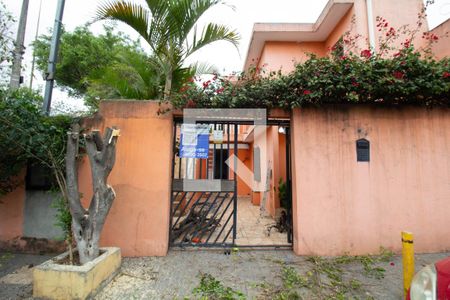 Casa à venda com 20m², 1 quarto e sem vaga Casa à venda com 20m², 1 quarto e sem vagaFachada