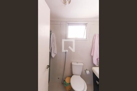 Apartamento à venda com 105m², 3 quartos e 1 vaga Apartamento à venda com 105m², 3 quartos e 1 vagaBanheiro da Suíte 2