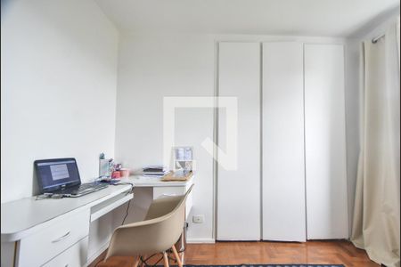 Apartamento à venda com 145m², 4 quartos e 2 vagasQuarto 04