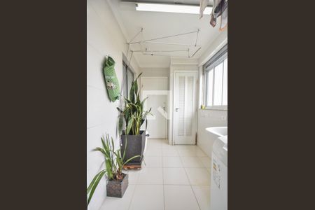 Apartamento à venda com 145m², 4 quartos e 2 vagasLavanderia