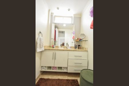 Apartamento à venda com 145m², 4 quartos e 2 vagasBanheiro Suíte 01