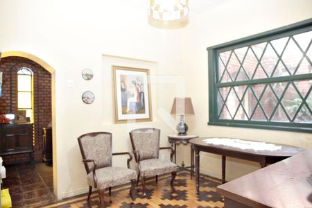 Casa para alugar com 385m², 4 quartos e 3 vagasSala de TV