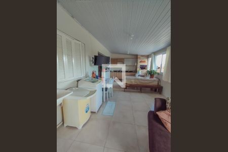 Casa à venda com 340m², 5 quartos e 2 vagasArea de serviço