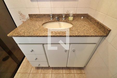 Apartamento à venda com 136m², 3 quartos e 1 vagaBanheiro Social