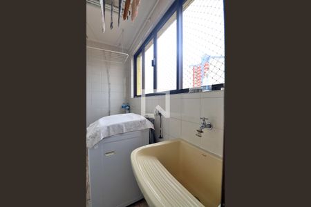 Apartamento à venda com 136m², 3 quartos e 1 vagaÁrea de Serviço