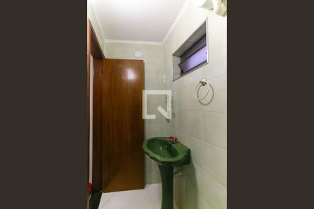 Casa à venda com 357m², 4 quartos e 6 vagasBanheiro de serviço