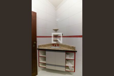 Casa à venda com 357m², 4 quartos e 6 vagasBanheiro da Suíte 4