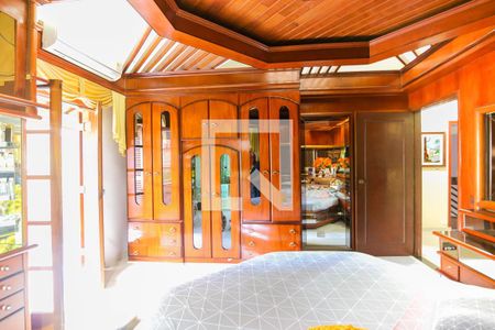 Casa à venda com 357m², 4 quartos e 6 vagasQuarto 1