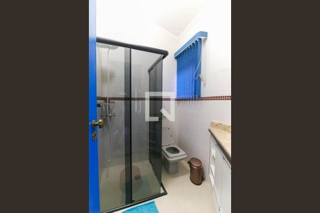 Casa à venda com 357m², 4 quartos e 6 vagasBanheiro da Suíte 3