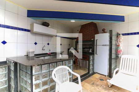 Casa à venda com 357m², 4 quartos e 6 vagasChurrasqueira