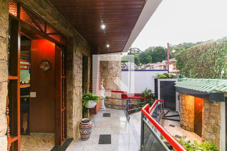 Casa à venda com 357m², 4 quartos e 6 vagasVaranda da Sala