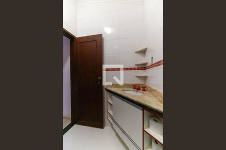 Casa à venda com 357m², 4 quartos e 6 vagasBanheiro da Suíte 4