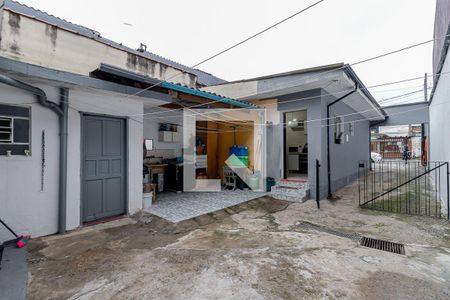 Casa à venda com 260m², 3 quartos e 5 vagasQuintal - Área de Serviço
