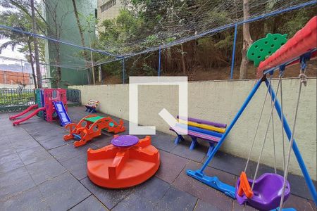 Apartamento à venda com 50m², 2 quartos e 1 vaga Apartamento à venda com 50m², 2 quartos e 1 vagaplayground