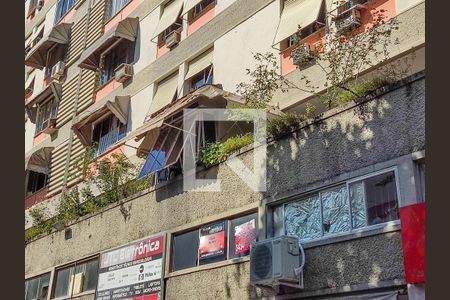 Apartamento à venda com 66m², 2 quartos e 1 vagaPortaria