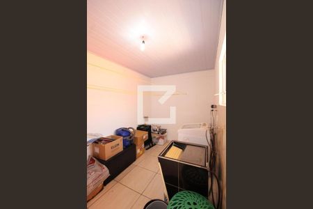 Casa à venda com 180m², 2 quartos e 4 vagasQuarto de Serviço