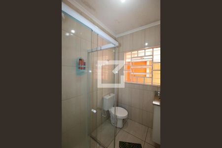 Casa à venda com 180m², 2 quartos e 4 vagasBanheiro Social