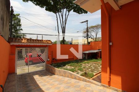 Casa à venda com 180m², 2 quartos e 4 vagasEntrada