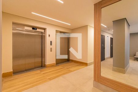 Apartamento à venda com 24m², 1 quarto e sem vaga Apartamento à venda com 24m², 1 quarto e sem vagaHall de Entrada