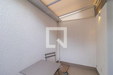 Apartamento à venda com 24m², 1 quarto e sem vaga Apartamento à venda com 24m², 1 quarto e sem vagaVaranda