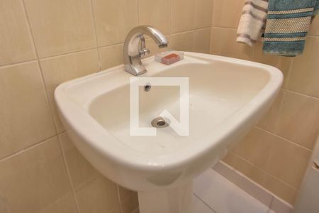 Apartamento à venda com 90m², 2 quartos e sem vaga Apartamento à venda com 90m², 2 quartos e sem vagaBanheiro