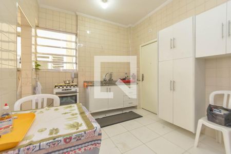 Apartamento à venda com 90m², 2 quartos e sem vaga Apartamento à venda com 90m², 2 quartos e sem vagaCozinha