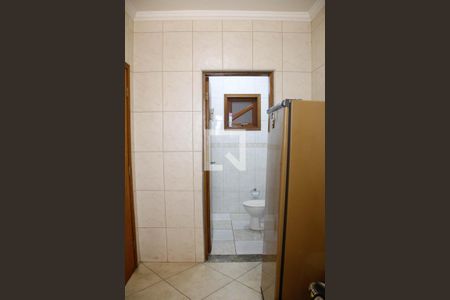 Casa à venda com 315m², 4 quartos e 5 vagasQuarto de Serviço