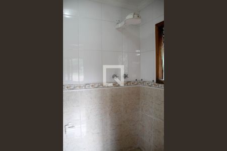 Casa à venda com 315m², 4 quartos e 5 vagasBanheiro de serviço