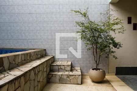 Casa à venda com 315m², 4 quartos e 5 vagasPiscina