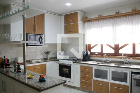 Casa à venda com 315m², 4 quartos e 5 vagasCozinha