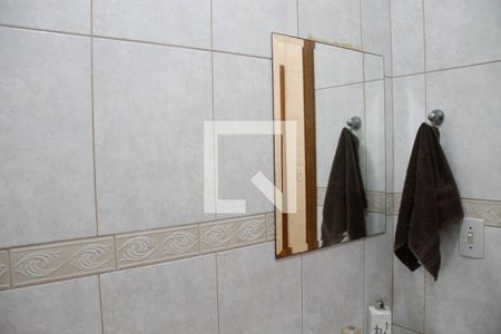 Casa à venda com 315m², 4 quartos e 5 vagasBanheiro de serviço