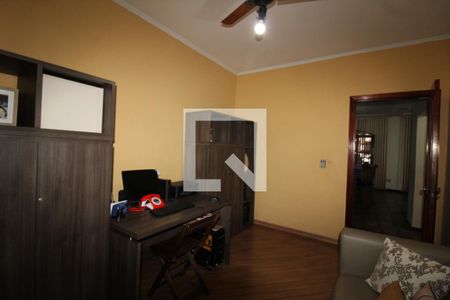 Casa para alugar com 210m², 3 quartos e 3 vagasEscritório