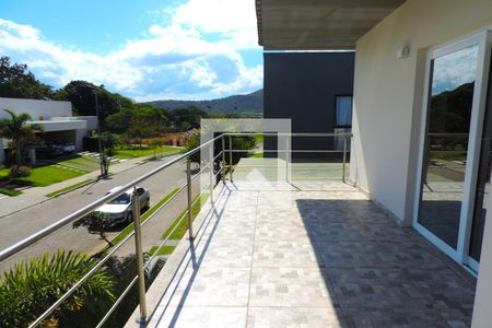 Sala - Sacada de casa de condomínio para alugar com 3 quartos, 360m² em Rio Tavares, Florianópolis