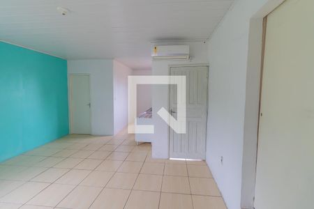 Casa à venda com 180m², 2 quartos e 2 vagasÁrea de Serviço