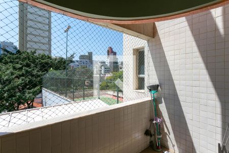 Varanda de apartamento para alugar com 1 quarto, 40m² em São Pedro, Belo Horizonte