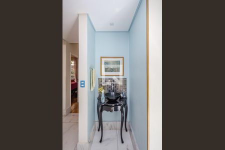 Lavabo de apartamento à venda com 3 quartos, 160m² em Vila Paris, Belo Horizonte