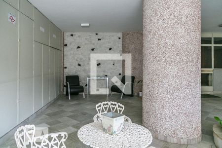 Apartamento à venda com 38m², 1 quarto e 1 vagaHall de Entrada 