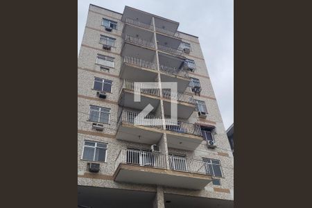 Apartamento à venda com 70m², 2 quartos e 1 vagaFachada