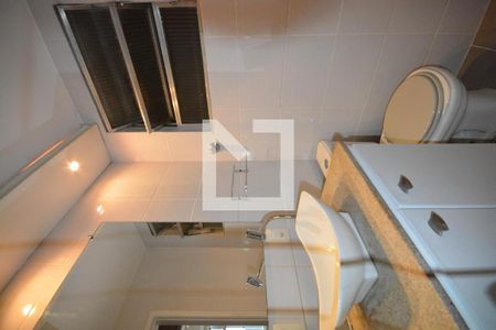 Apartamento à venda com 70m², 2 quartos e 1 vagaBanheiro Social