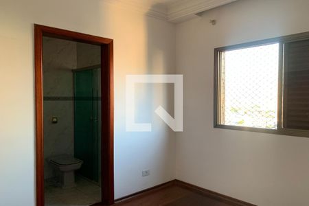 Apartamento à venda com 120m², 3 quartos e 2 vagasQuarto 2 - Suíte