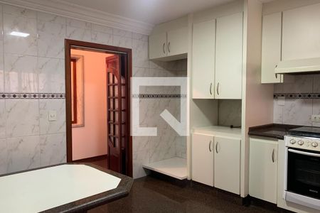 Apartamento à venda com 120m², 3 quartos e 2 vagasCozinha