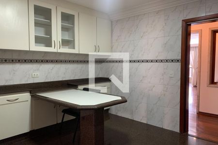 Apartamento à venda com 120m², 3 quartos e 2 vagasCozinha