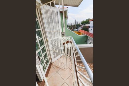 Casa à venda com 200m², 4 quartos e 4 vagas Casa à venda com 200m², 4 quartos e 4 vagasSuite 3