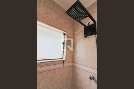 Casa à venda com 200m², 4 quartos e 4 vagas Casa à venda com 200m², 4 quartos e 4 vagasSuite 1