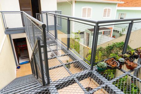 Casa à venda com 237m², 4 quartos e 2 vagas Casa à venda com 237m², 4 quartos e 2 vagasDetalhe