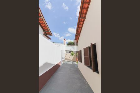 Casa à venda com 180m², 3 quartos e 5 vagas Casa à venda com 180m², 3 quartos e 5 vagasQuintal