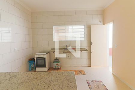 Casa à venda com 180m², 3 quartos e 5 vagas Casa à venda com 180m², 3 quartos e 5 vagasCozinha