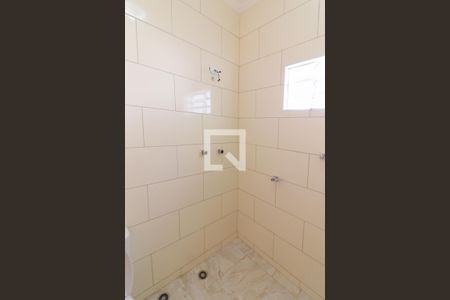 Casa à venda com 180m², 3 quartos e 5 vagas Casa à venda com 180m², 3 quartos e 5 vagasBanheiro Social