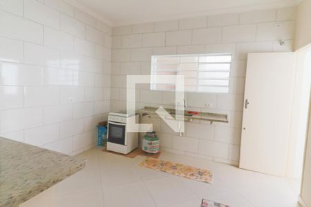 Casa à venda com 180m², 3 quartos e 5 vagas Casa à venda com 180m², 3 quartos e 5 vagasCozinha