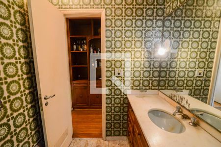 Apartamento à venda com 140m², 4 quartos e 2 vagas Apartamento à venda com 140m², 4 quartos e 2 vagasBanheiro Social